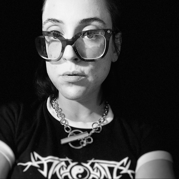 Greetings Earthlings! - Picture 6 of 7